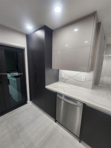 6376 NW 170th Ln 6376, Hialeah, FL 33015