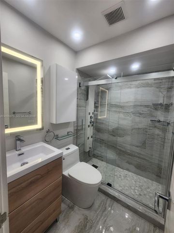 6376 NW 170th Ln 6376, Hialeah, FL 33015