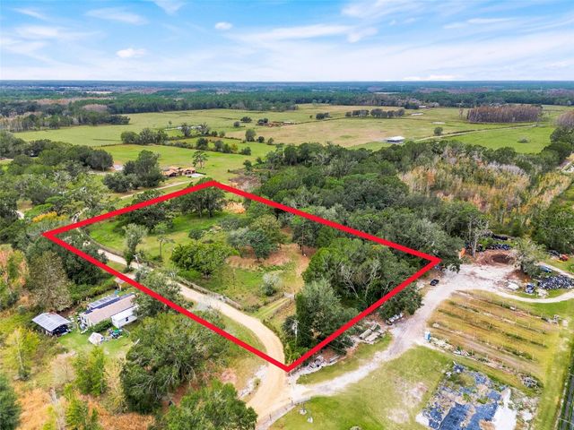 1425 DOUGLAS ROAD, Groveland, FL 34736