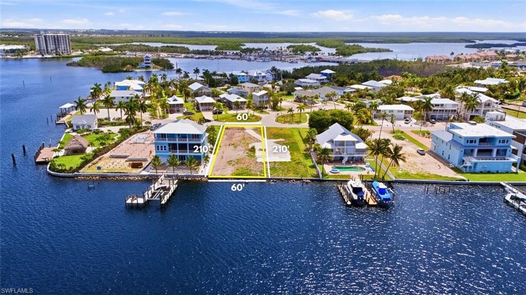 922 San Carlos DR, FORT MYERS BEACH, FL 33931 — exterior