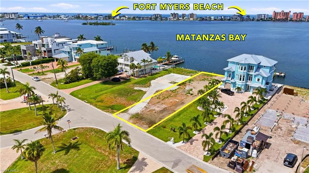 922 San Carlos DR, FORT MYERS BEACH, FL 33931 — photo 3