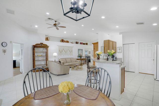 5335 Vernio Lane, Boynton Beach, FL 33437