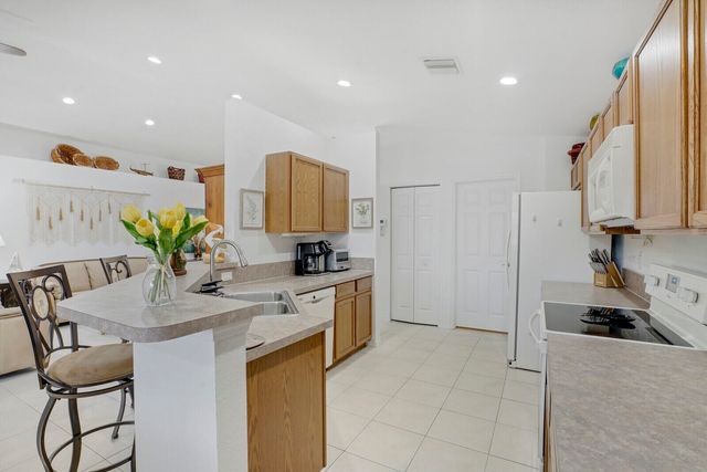 5335 Vernio Lane, Boynton Beach, FL 33437