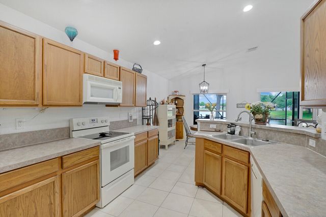 5335 Vernio Lane, Boynton Beach, FL 33437