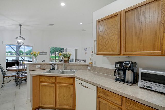 5335 Vernio Lane, Boynton Beach, FL 33437