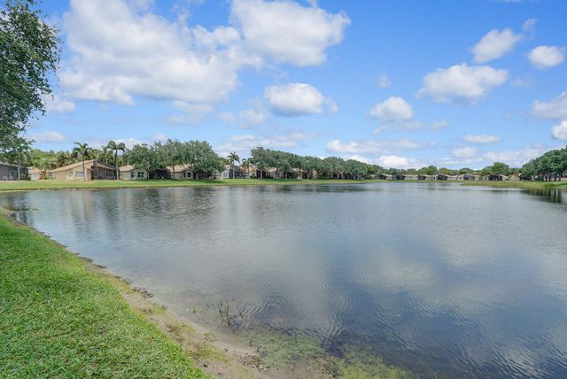 5335 Vernio Lane, Boynton Beach, FL 33437
