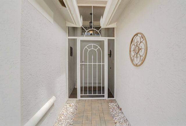 5335 Vernio Lane, Boynton Beach, FL 33437