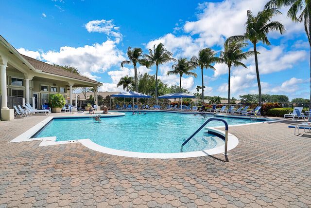5335 Vernio Lane, Boynton Beach, FL 33437