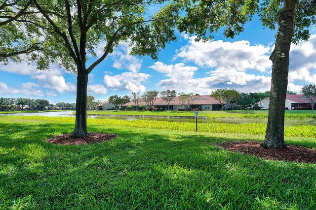5335 Vernio Lane, Boynton Beach, FL 33437