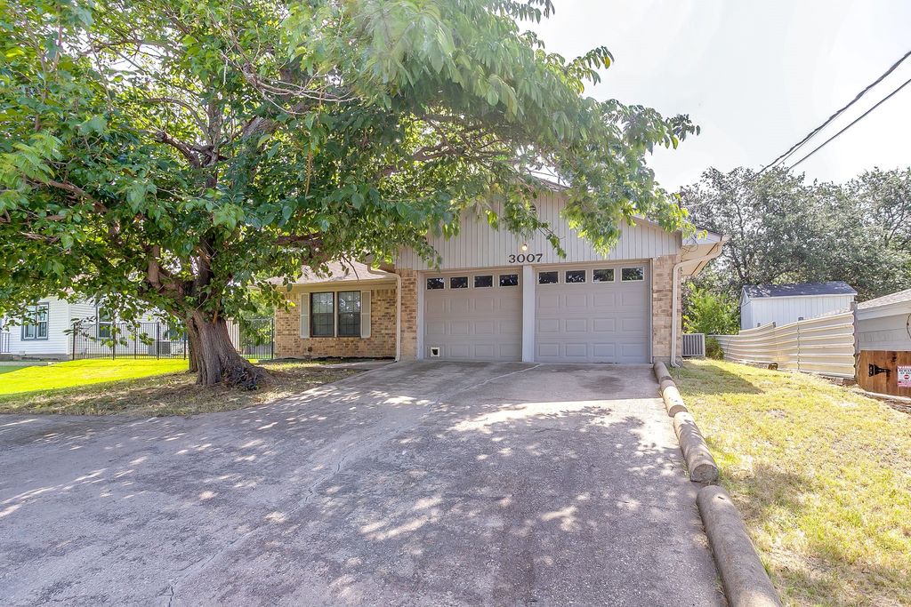 3007 Olive Place, Fort Worth, TX 76116