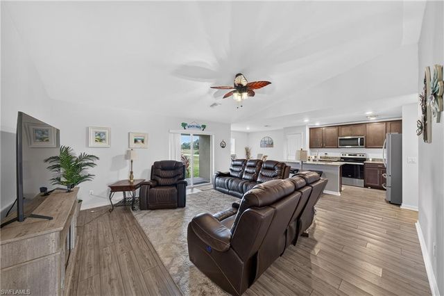 4060 NW 36th AVE, Cape Coral, FL 33993