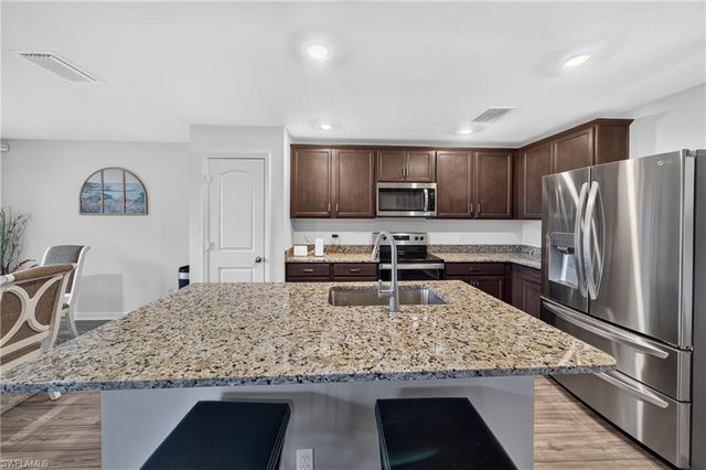 4060 NW 36th AVE, Cape Coral, FL 33993