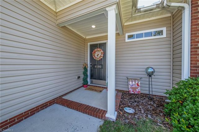 4590 River Gate Drive, Clemmons, NC 27012