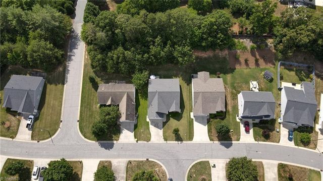 4590 River Gate Drive, Clemmons, NC 27012