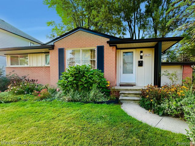 1619 POPLAR Avenue, Royal Oak, MI 48073