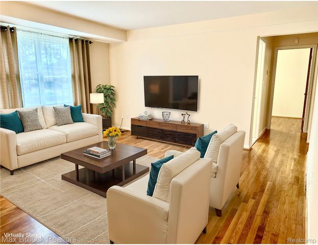 1619 POPLAR Avenue, Royal Oak, MI 48073