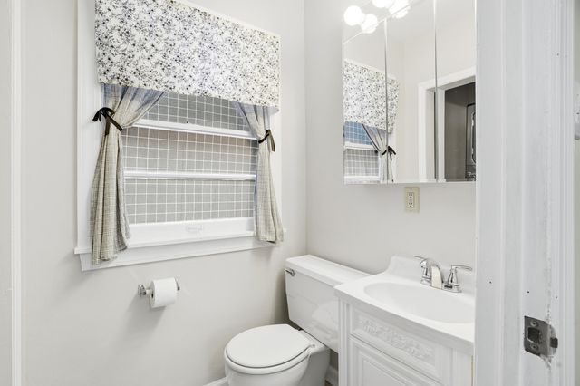 20 CLINTON DR, Columbia, MO 65203