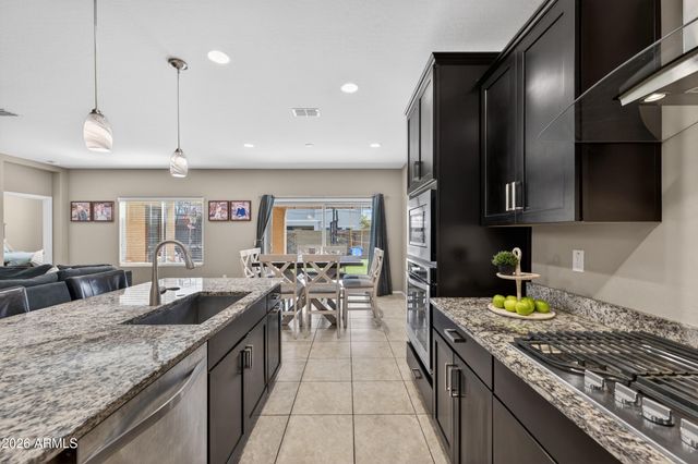 17865 W SHERMAN Street, Goodyear, AZ 85338