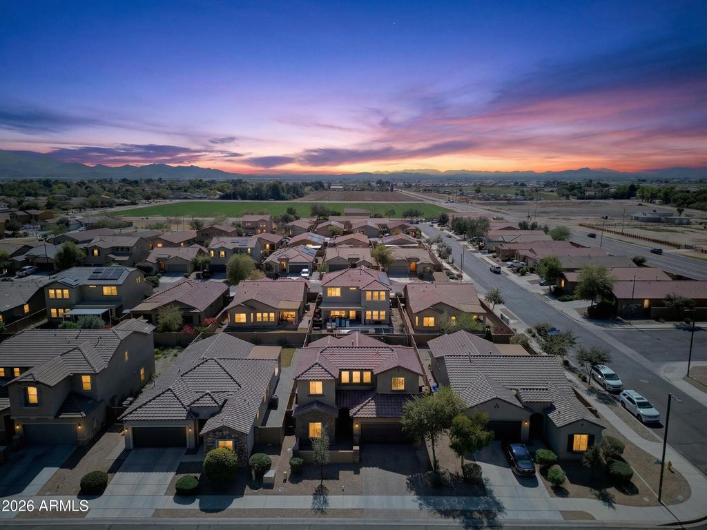 17865 W SHERMAN Street, Goodyear, AZ 85338