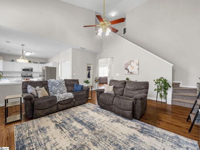 106 Grayhawk Way, Simpsonville, SC 29681