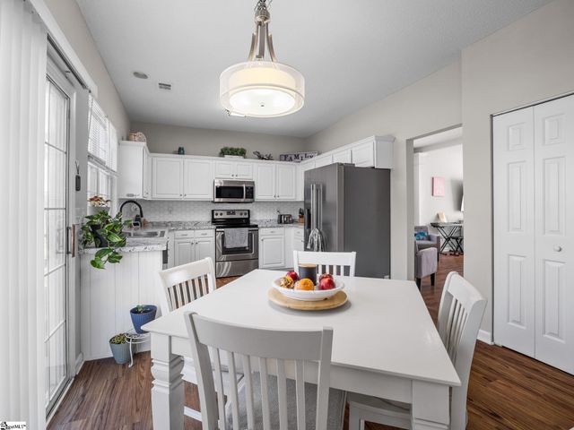 106 Grayhawk Way, Simpsonville, SC 29681