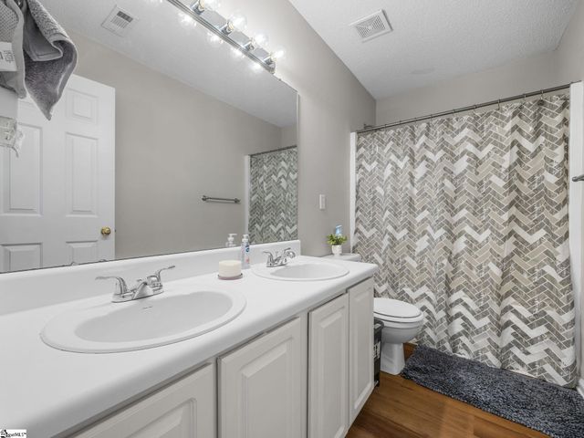 106 Grayhawk Way, Simpsonville, SC 29681