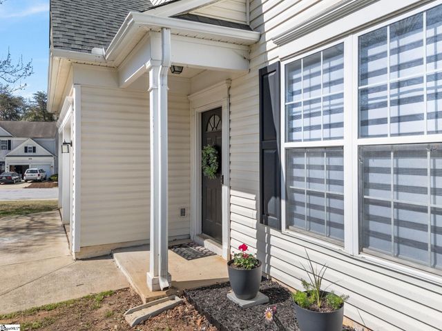 106 Grayhawk Way, Simpsonville, SC 29681