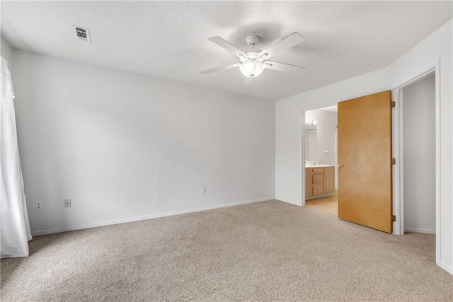 1839 N Hunters Ridge, Fayetteville, AR 72701