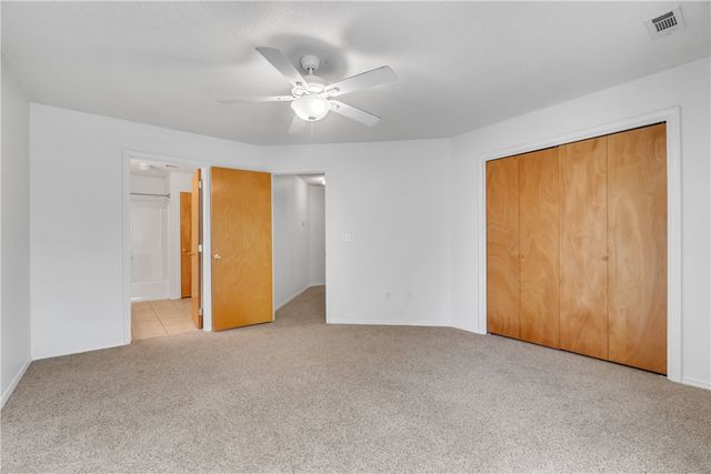 1839 N Hunters Ridge, Fayetteville, AR 72701