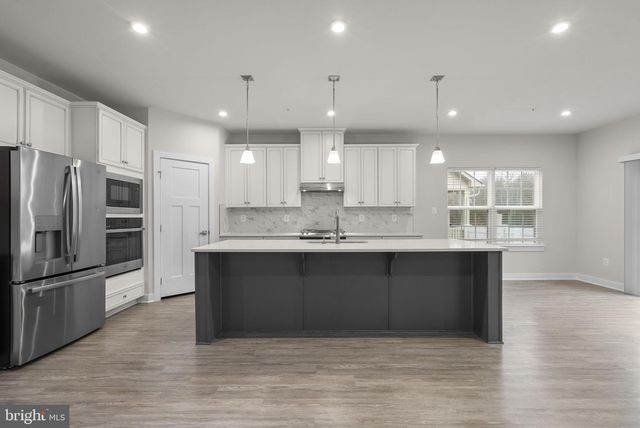 2569 SKEETER CT, Waldorf, MD 20603