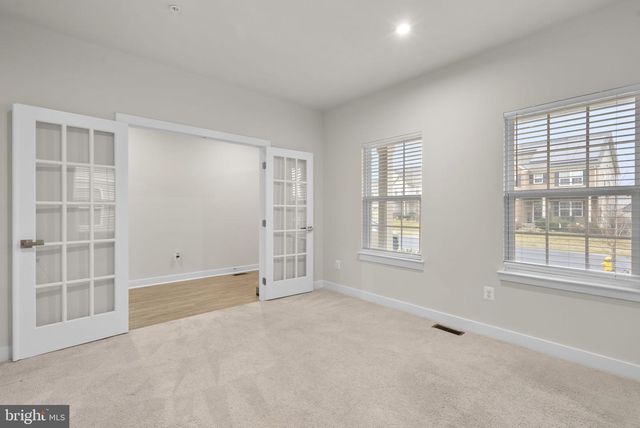 2569 SKEETER CT, Waldorf, MD 20603