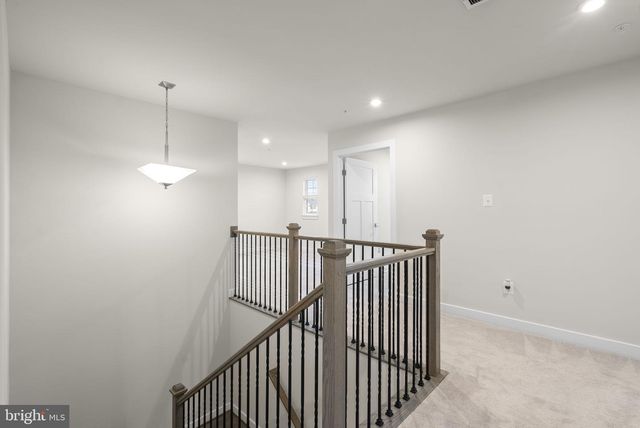 2569 SKEETER CT, Waldorf, MD 20603