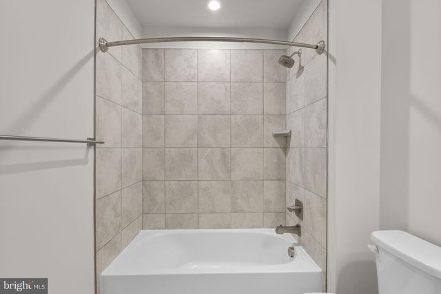 2569 SKEETER CT, Waldorf, MD 20603