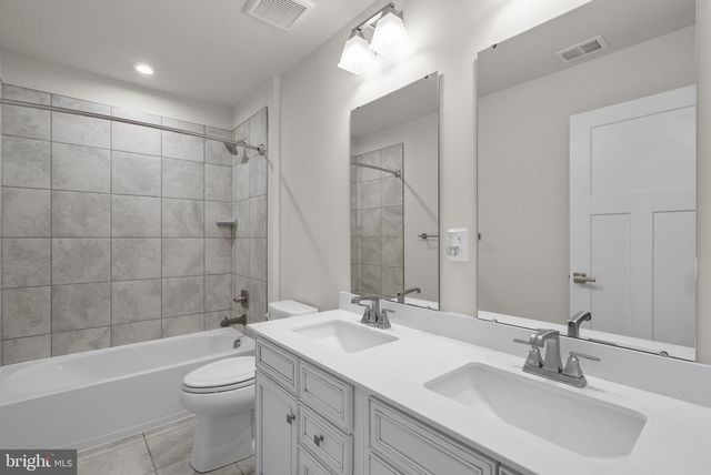 2569 SKEETER CT, Waldorf, MD 20603