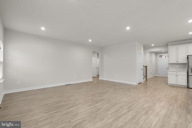 2569 SKEETER CT, Waldorf, MD 20603