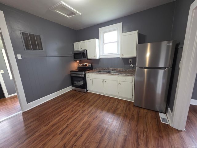 1044 13th Street, Tell City, IN 47586