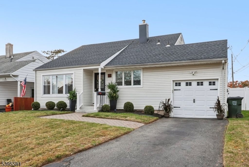 3 Mckinley Ave, Woodbridge Twp., NJ 07067