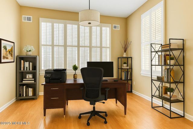 23 Muirfield Road, Jackson, NJ 08527