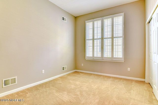 23 Muirfield Road, Jackson, NJ 08527