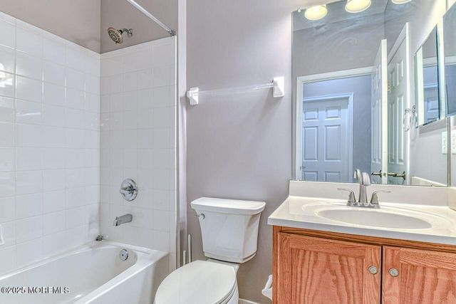 23 Muirfield Road, Jackson, NJ 08527