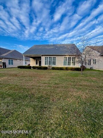 23 Muirfield Road, Jackson, NJ 08527