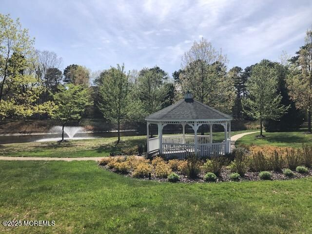 23 Muirfield Road, Jackson, NJ 08527