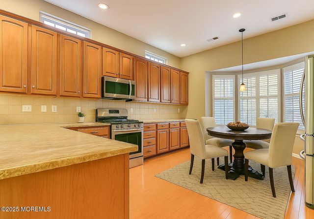 23 Muirfield Road, Jackson, NJ 08527