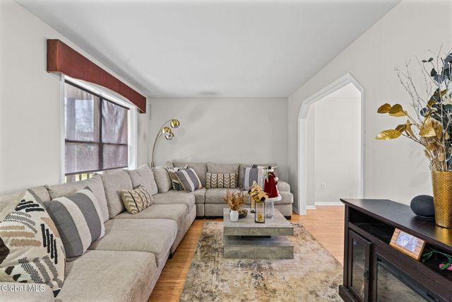 25 Netherlands Boulevard, Rotterdam, NY 12306