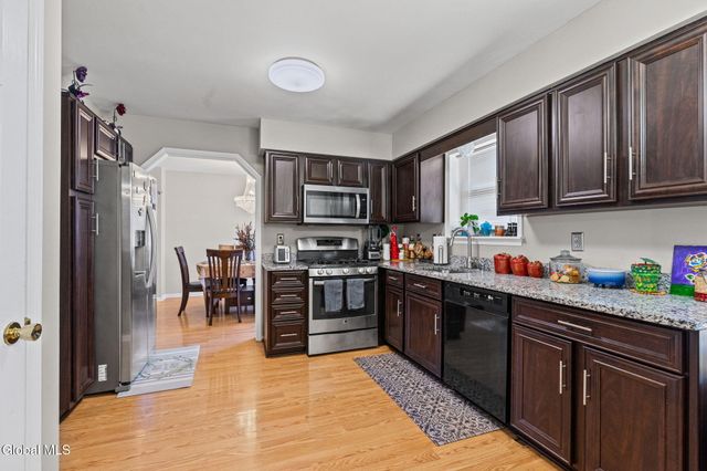 25 Netherlands Boulevard, Rotterdam, NY 12306