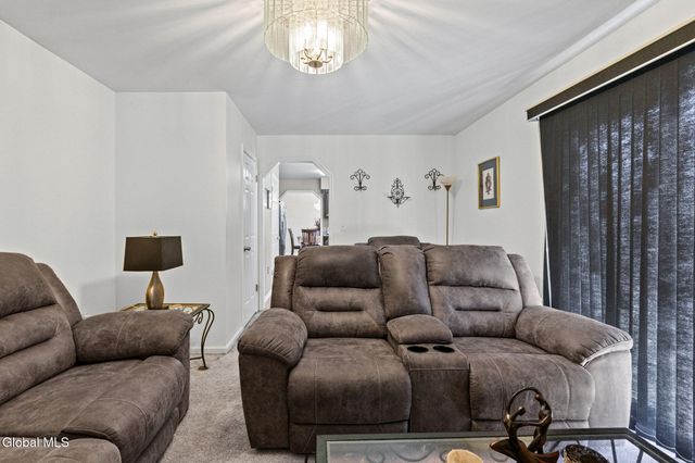 25 Netherlands Boulevard, Rotterdam, NY 12306