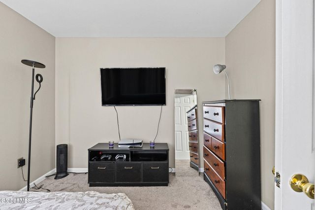 25 Netherlands Boulevard, Rotterdam, NY 12306