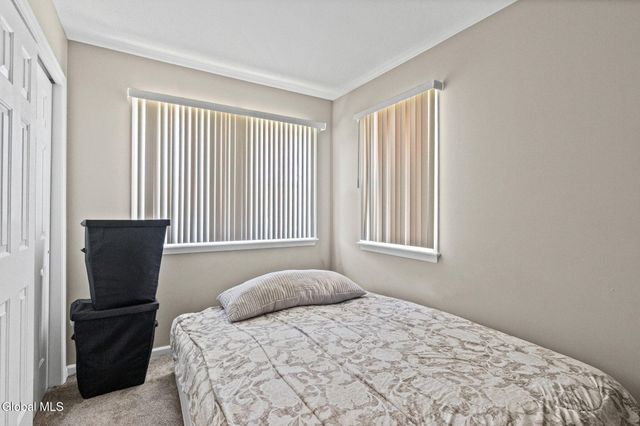 25 Netherlands Boulevard, Rotterdam, NY 12306