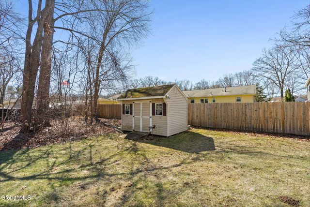 25 Netherlands Boulevard, Rotterdam, NY 12306