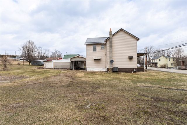 2814 W Crawford Ave, Dunbar Twp, PA 15425